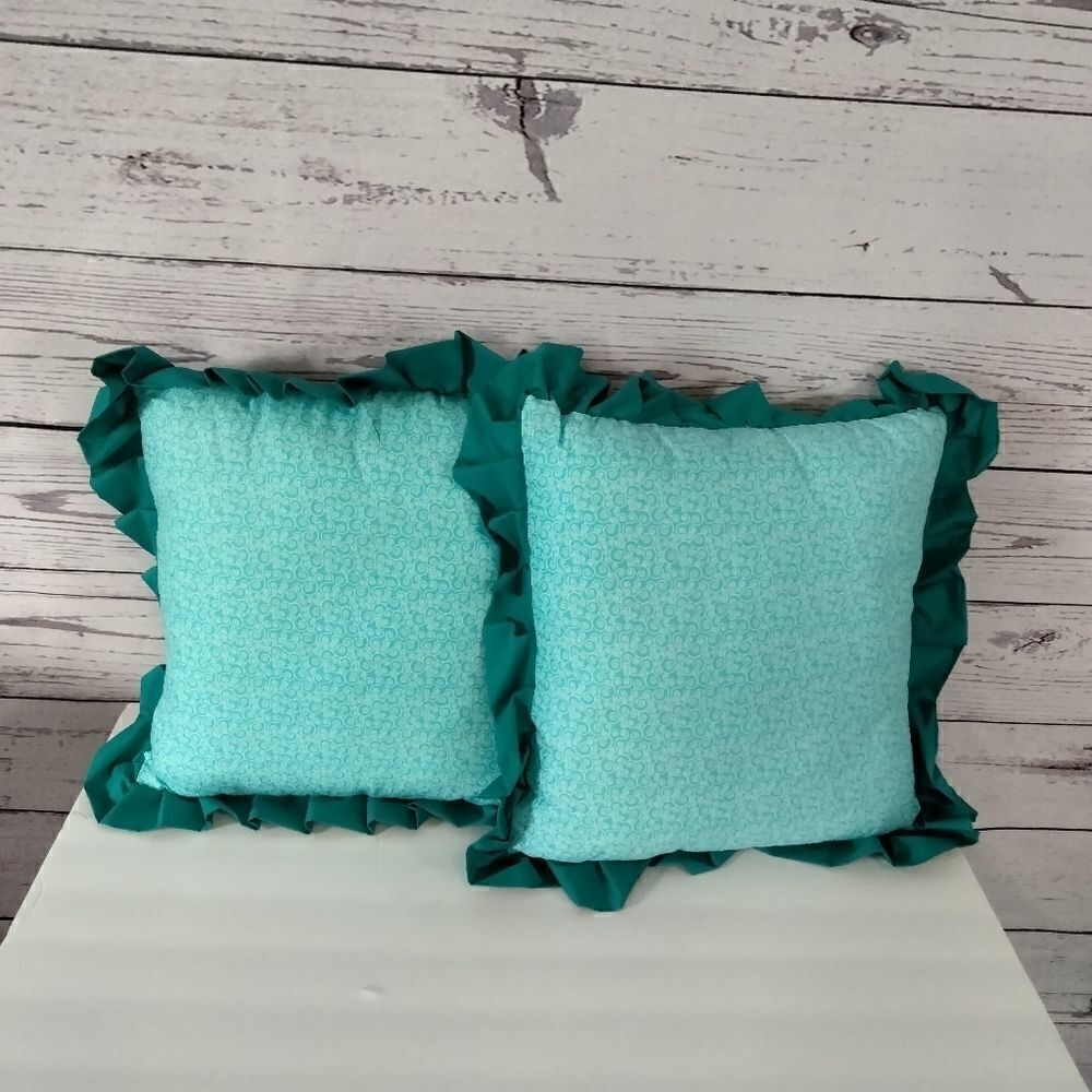 Never used.( my mom). Homemade pillows
